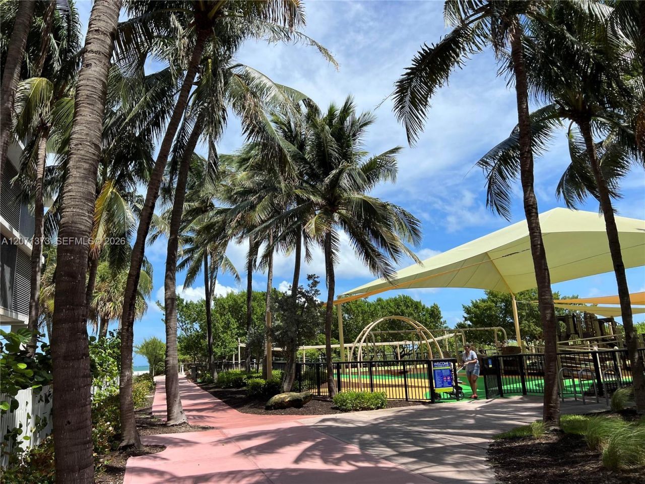 6515 Collins Ave , Unit 1801, Miami Beach, FL 33141 Photo