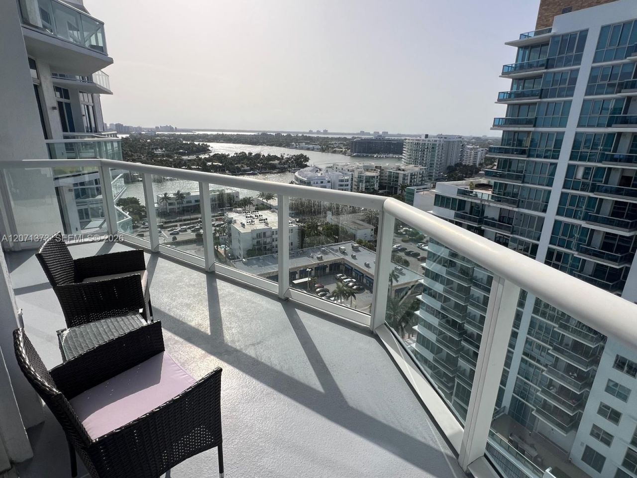 6515 Collins Ave , Unit 1801, Miami Beach, FL 33141 Photo