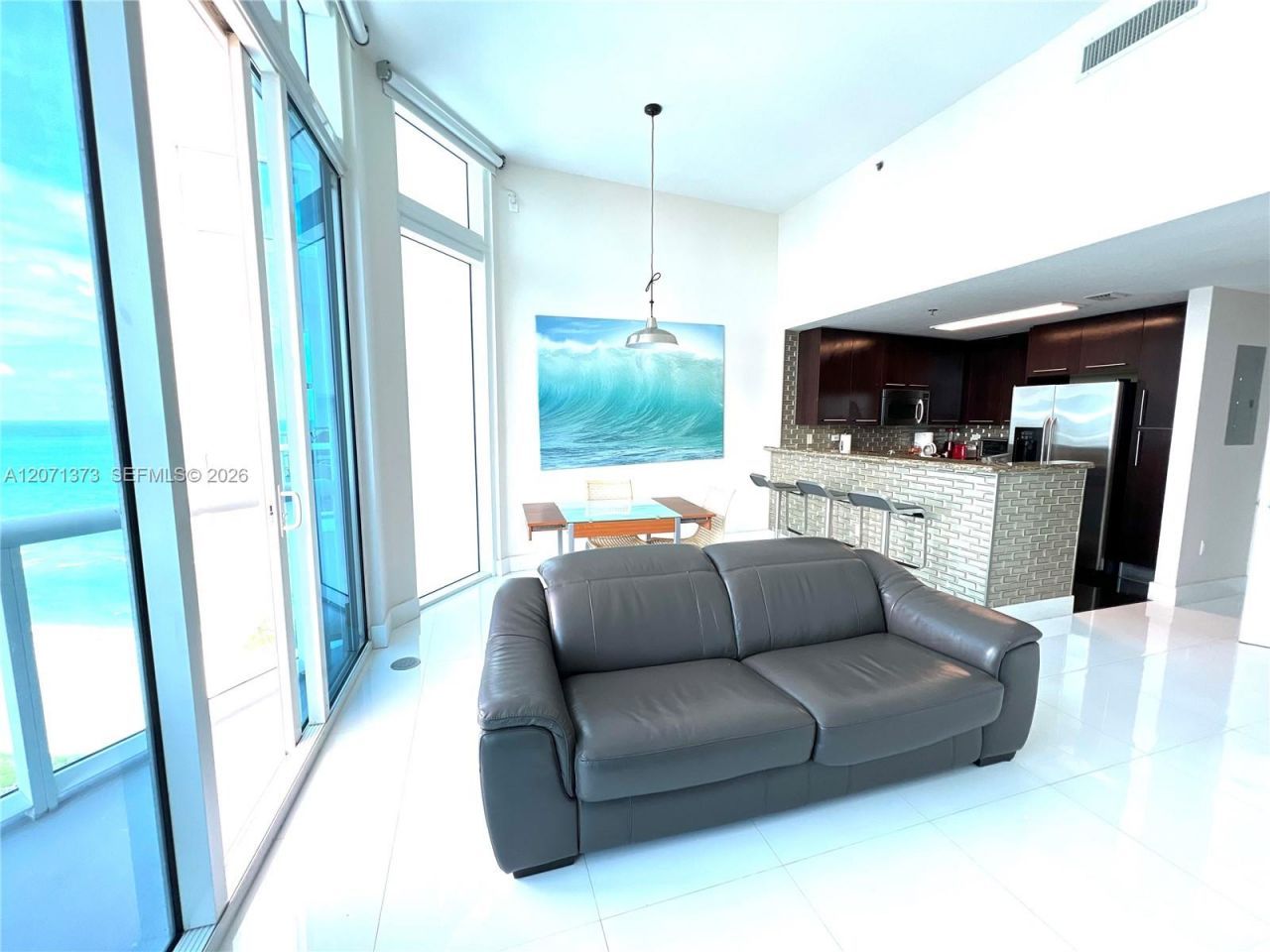 6515 Collins Ave , Unit 1801, Miami Beach, FL 33141 Photo