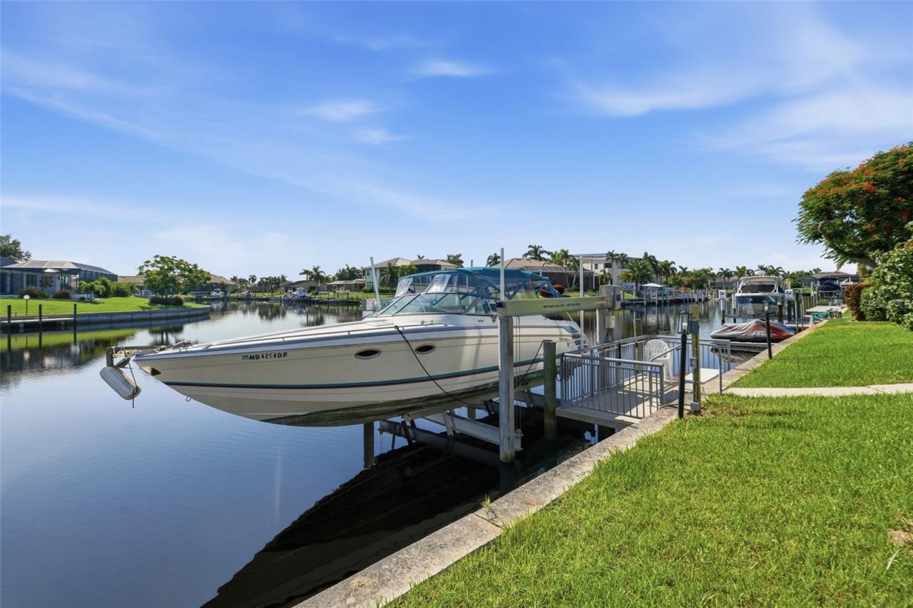 414 Caicos Drive, Punta Gorda, FL 33950 Photo