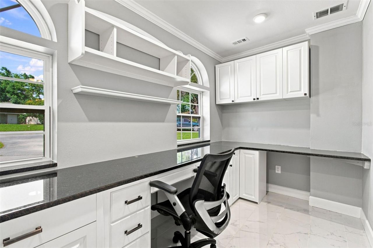 7233 Woodbrook Drive, Tampa, FL 33625 Photo