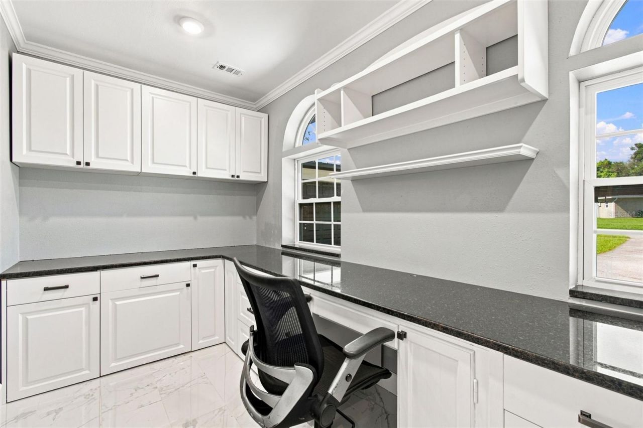 7233 Woodbrook Drive, Tampa, FL 33625 Photo