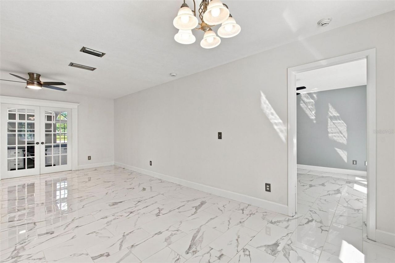 7233 Woodbrook Drive, Tampa, FL 33625 Photo
