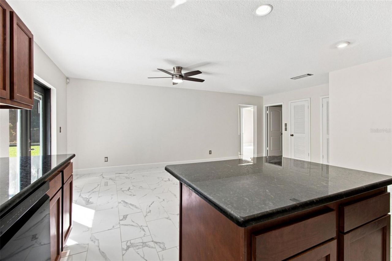 7233 Woodbrook Drive, Tampa, FL 33625 Photo