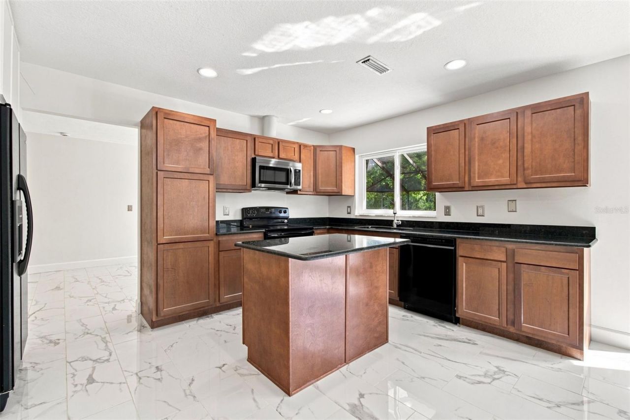 7233 Woodbrook Drive, Tampa, FL 33625 Photo