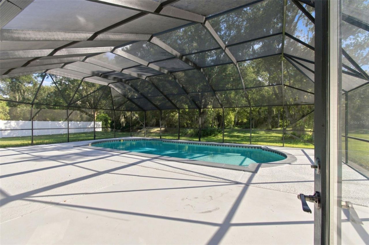 7233 Woodbrook Drive, Tampa, FL 33625 Photo