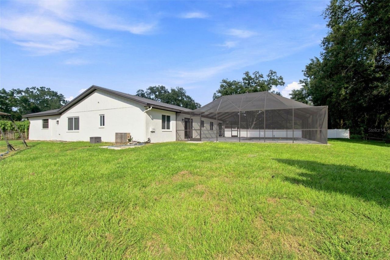 7233 Woodbrook Drive, Tampa, FL 33625 Photo