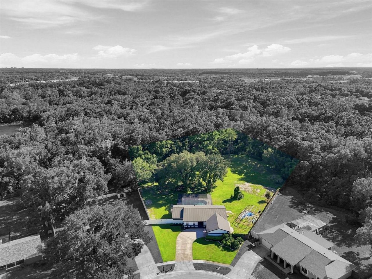 7233 Woodbrook Drive, Tampa, FL 33625 Photo