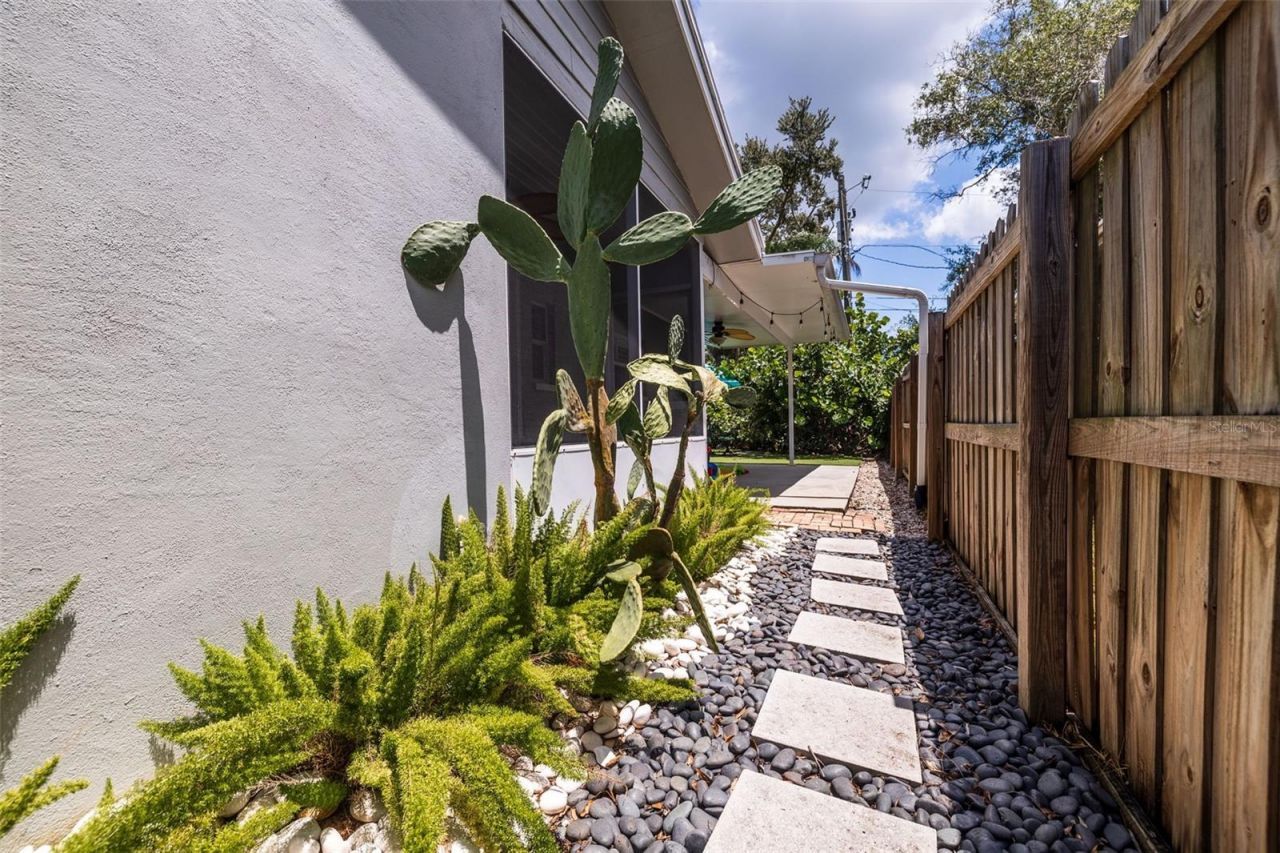 5711 Venetian Boulevard Ne, Saint Petersburg, FL 33703 Photo