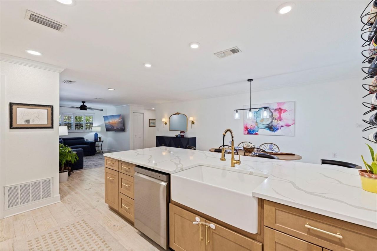 5711 Venetian Boulevard Ne, Saint Petersburg, FL 33703 Photo