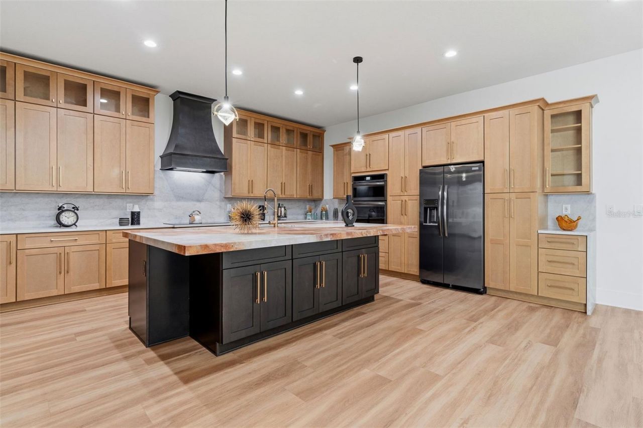 2914 W Walnut Street, Tampa, FL 33607 Photo