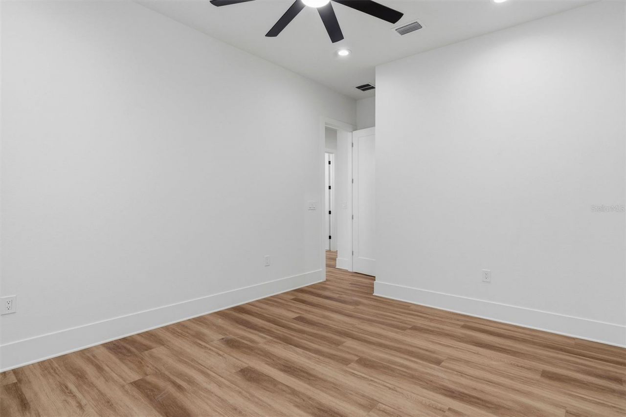 2914 W Walnut Street, Tampa, FL 33607 Photo