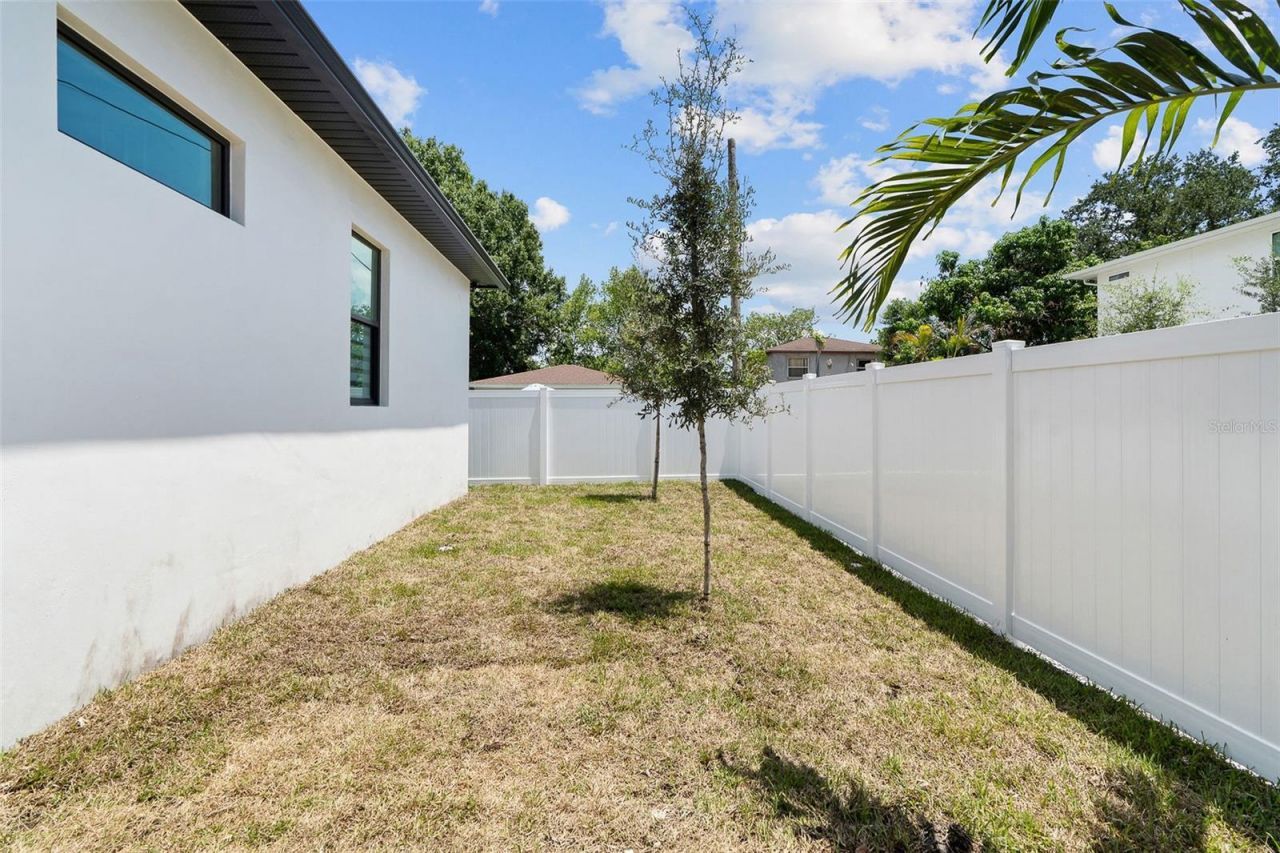 2914 W Walnut Street, Tampa, FL 33607 Photo