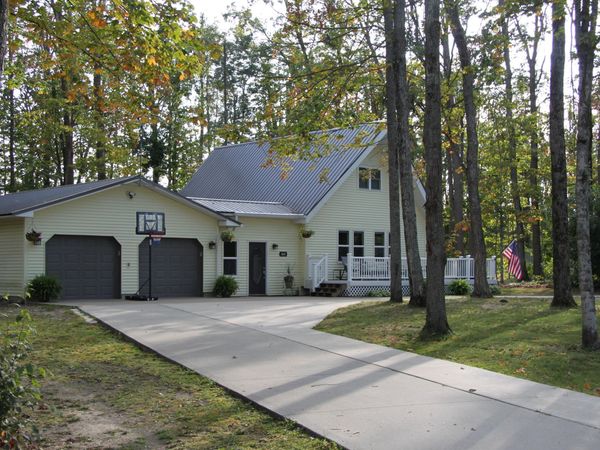 1685 Altorf Strasse, Gaylord, MI 49735