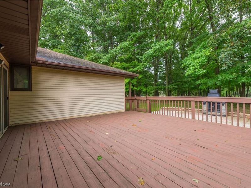 7818 Pompano Court, Parma, OH 44134 Photo 14