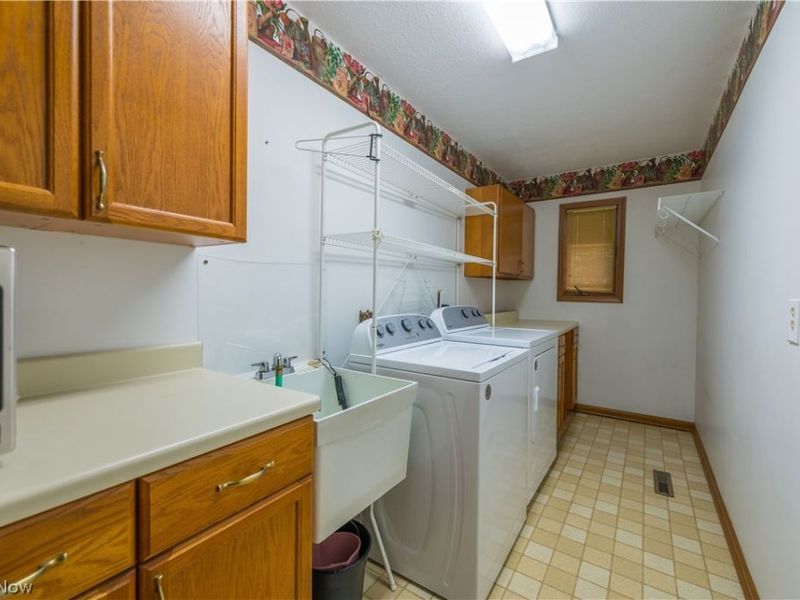 7818 Pompano Court, Parma, OH 44134 Photo 36