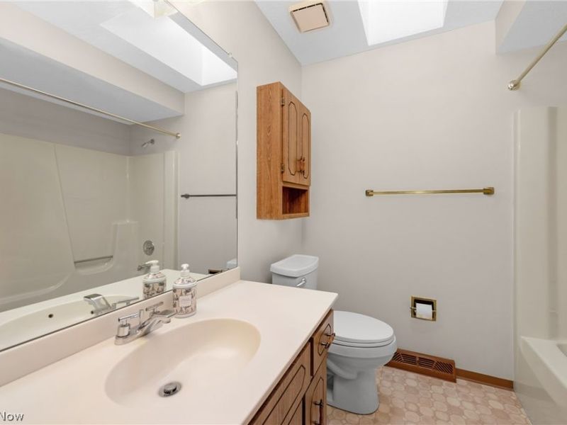 7818 Pompano Court, Parma, OH 44134 Photo 38