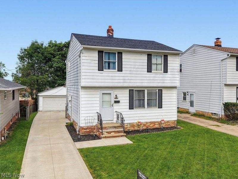 5054 Joseph Street, Maple Heights, OH 44137 Photo 3
