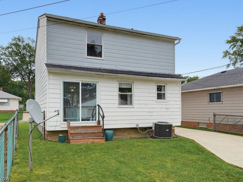 5054 Joseph Street, Maple Heights, OH 44137 Photo 5