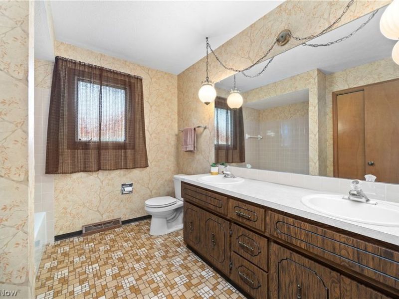 6308 Night Vista Drive, Parma, OH 44129 Photo 29
