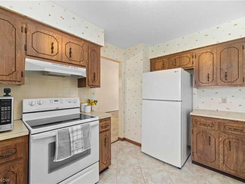 6308 Night Vista Drive, Parma, OH 44129 Photo 6