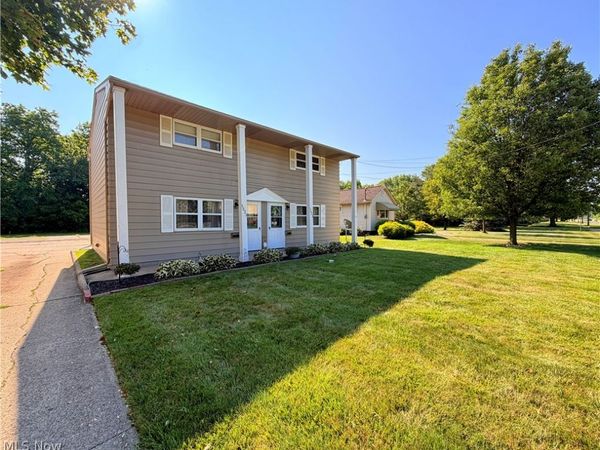 1521-1523 Missouri Avenue , Lorain, OH 44052