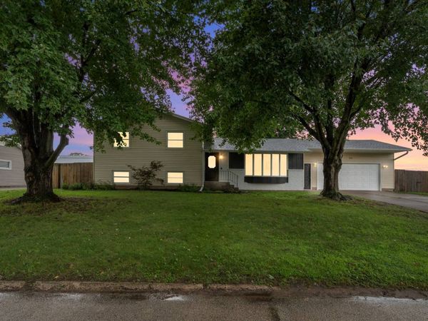225 Melodie Lane , Colona, IL 61241