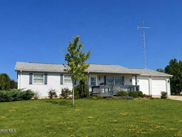 4216 W Rolling Meadows Boulevard, Defiance, OH 43512
