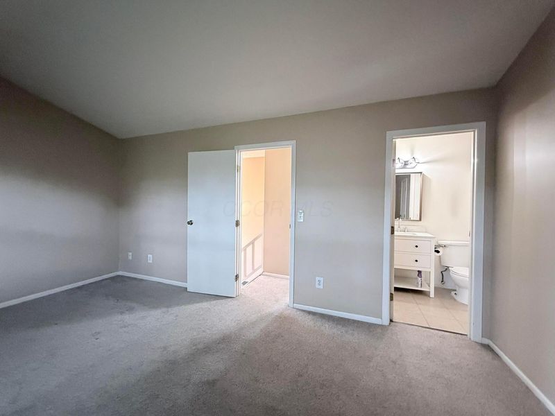 4849 Herndon Drive, Columbus, OH 43221 Photo 23