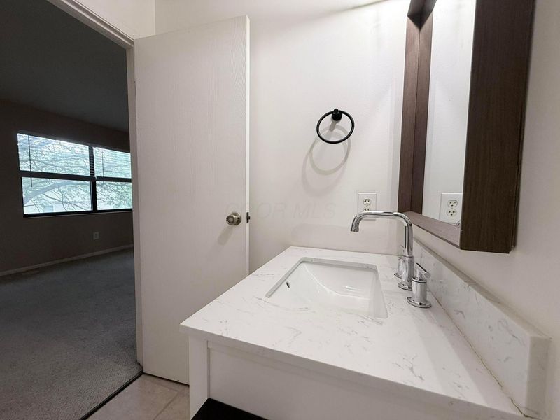 4849 Herndon Drive, Columbus, OH 43221 Photo 26