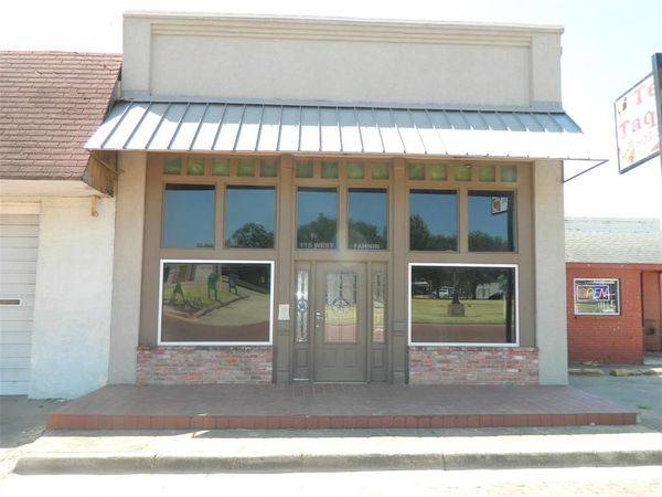 115 W Fannin Street W, Leonard, TX 75452
