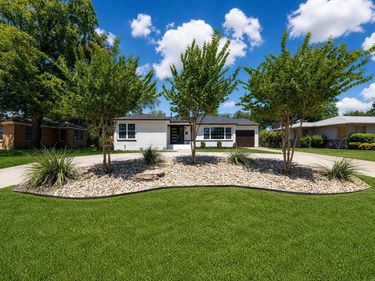 3558 South Drive, Fort Worth, TX 76109