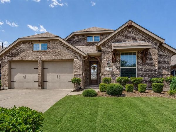 2124 Bishop Barrel Lane, St. Paul, TX 75098