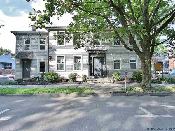 231 Clinton Avenue , Kingston, NY 12401