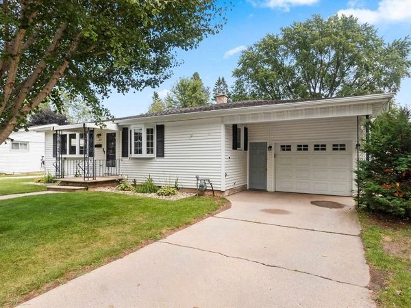 825 TOMMARK STREET, Green Bay, WI 54304