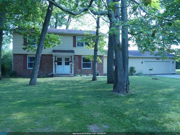 1503 VALLEY ROAD, Appleton, WI 54915