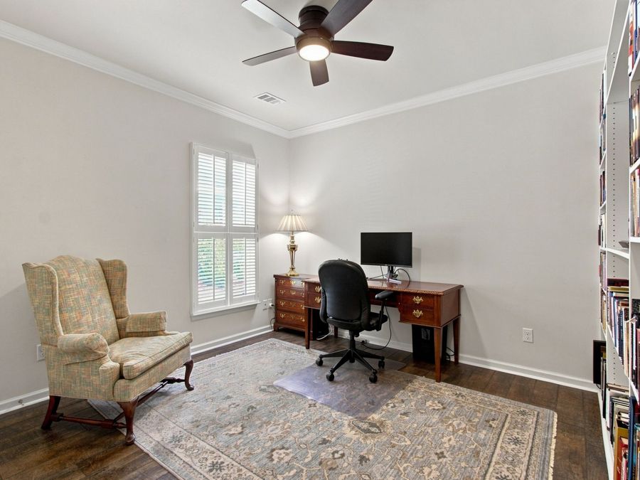 Property Image 37