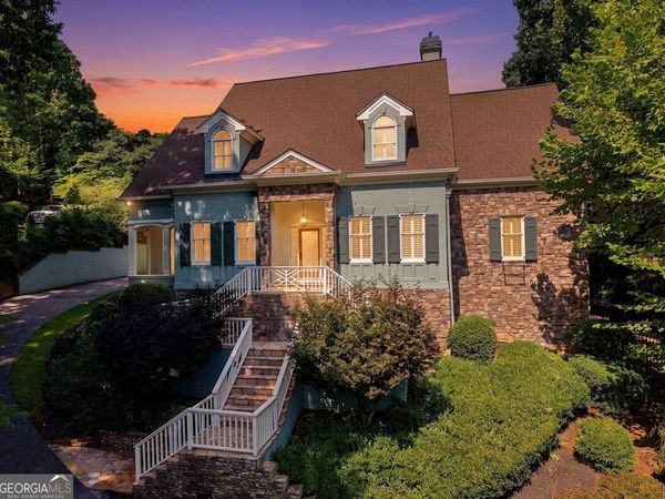 7560 Bridgegate Court, Sandy Springs, GA 30350