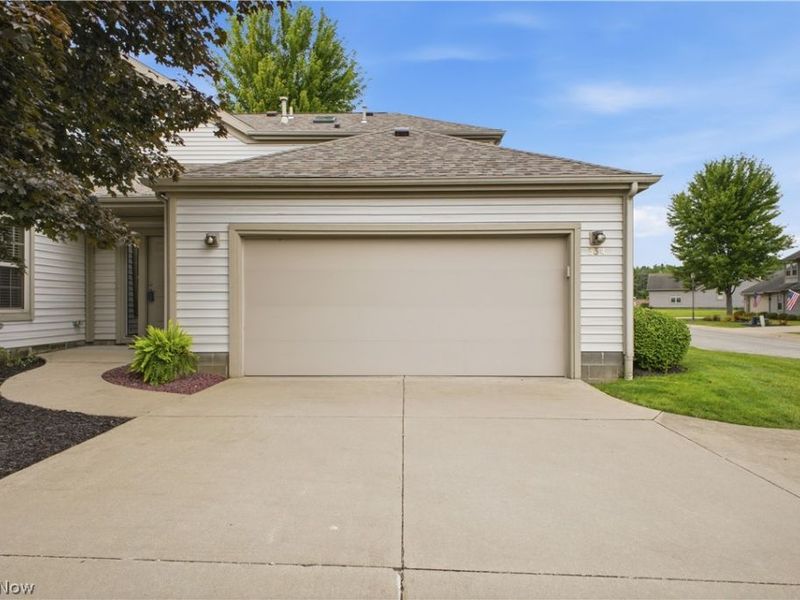 334 Windjammer Drive, Columbiana, OH 44408 Photo 35
