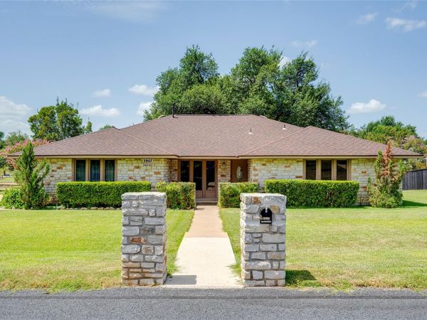 3907 Eagle WAY, Round Rock, TX 78681