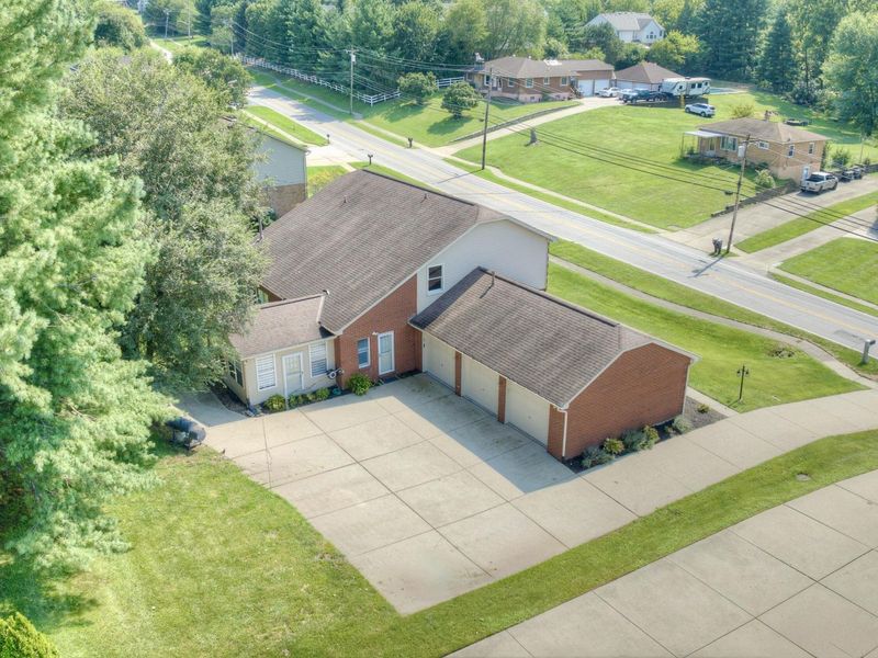 2232 Amsterdam Road, Villa Hills, KY 41017 Photo 2