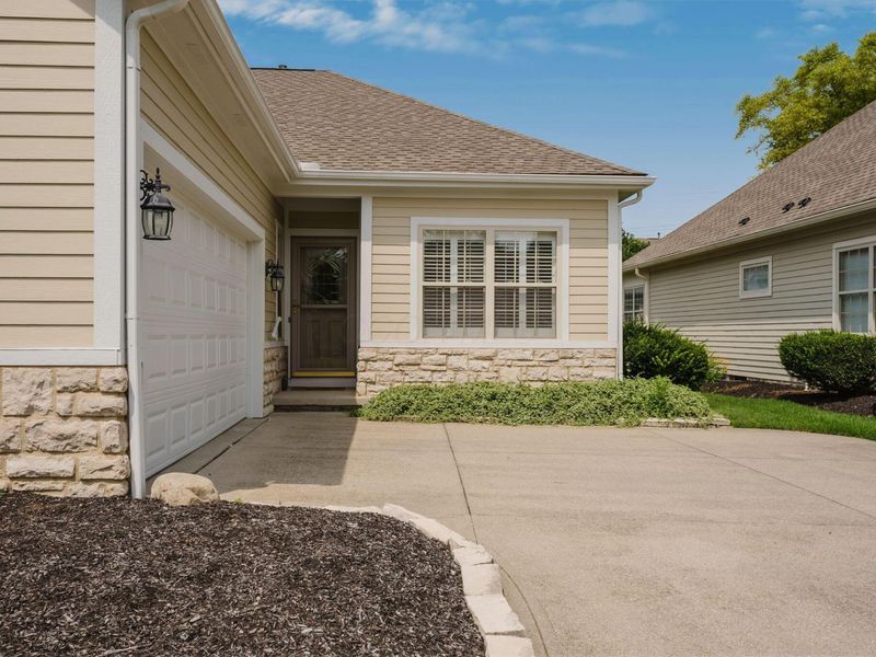 336 Wyndham Park S, Westerville, OH 43082 Photo 2