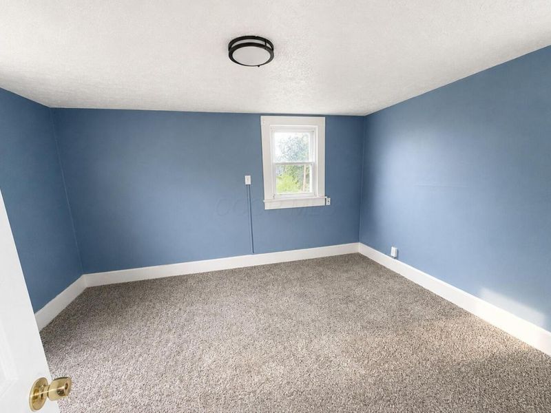 30 E Channel Street , Newark, OH 43055 Photo 11