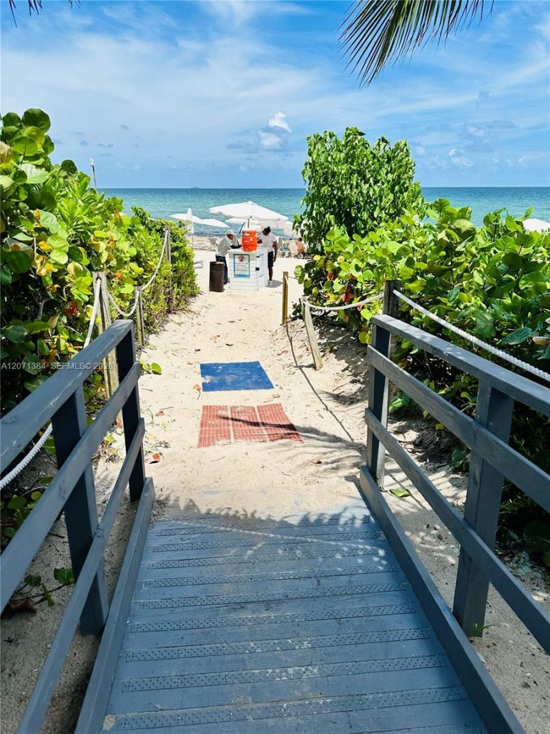 1830 S Ocean Dr , Unit 1607, Hallandale Beach, FL 33009 Photo