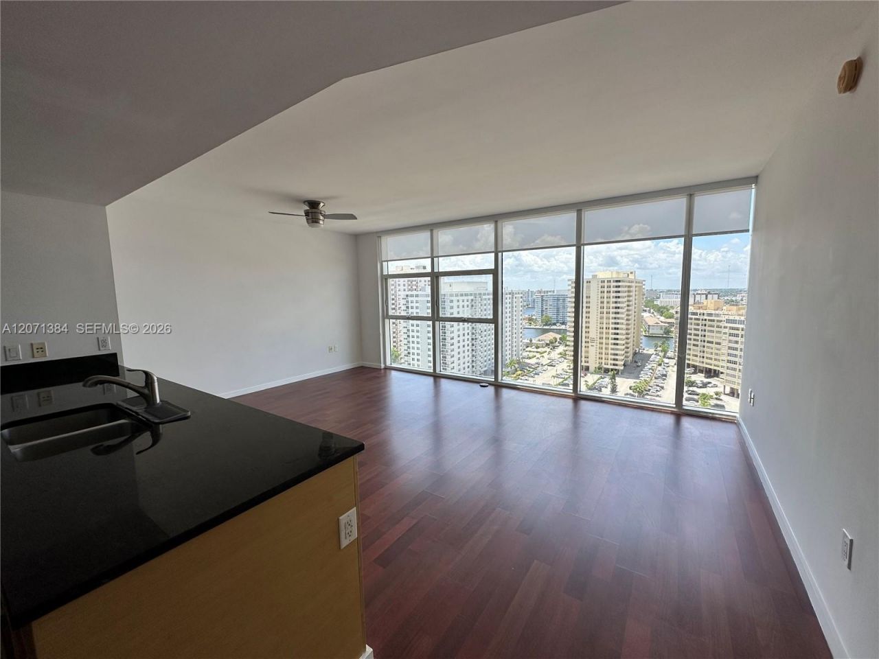 1830 S Ocean Dr , Unit 1607, Hallandale Beach, FL 33009 Photo