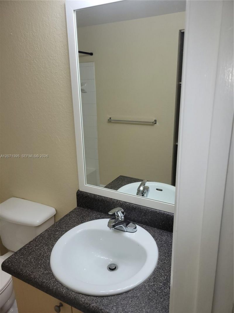 2564 Centergate Dr, Unit 108, Miramar, FL 33025 Photo