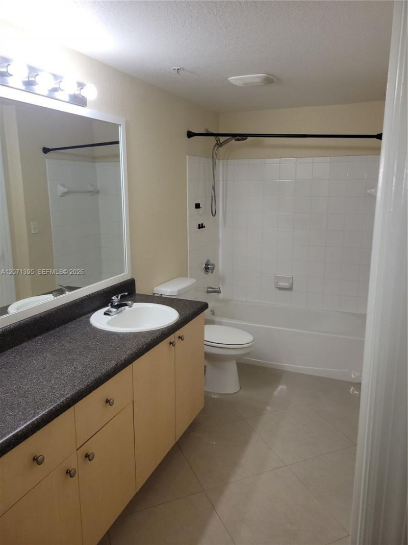 2564 Centergate Dr, Unit 108, Miramar, FL 33025 Photo
