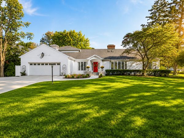 7 Greencroft Drive , Champaign, IL 61821