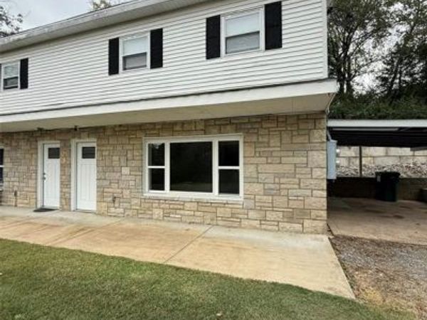 2632 Hillsboro Valley Park Road, High Ridge, MO 63049