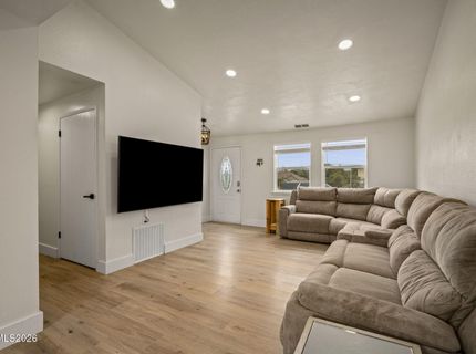 2424 Cartwright Road, Reno, NV 89521 Photo